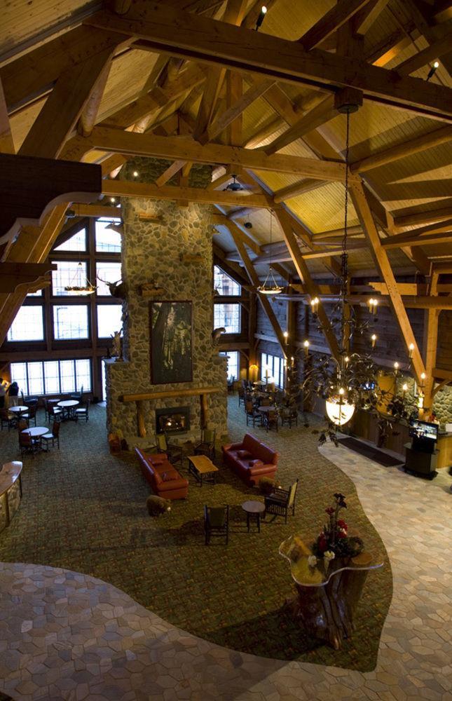Hope & Indoor Waterpark Cortland